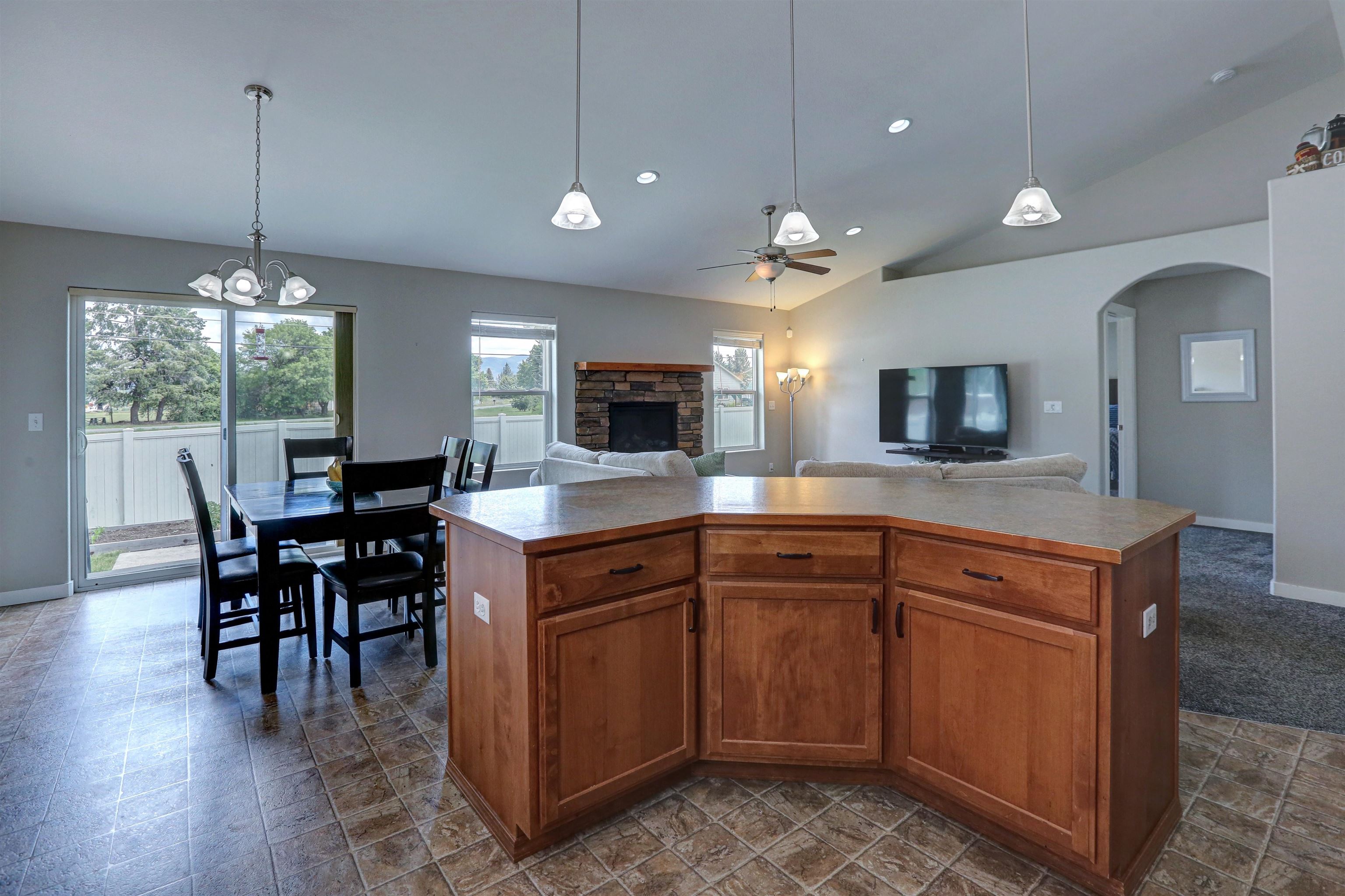 2210 N Greenacres Rd - Photo 12