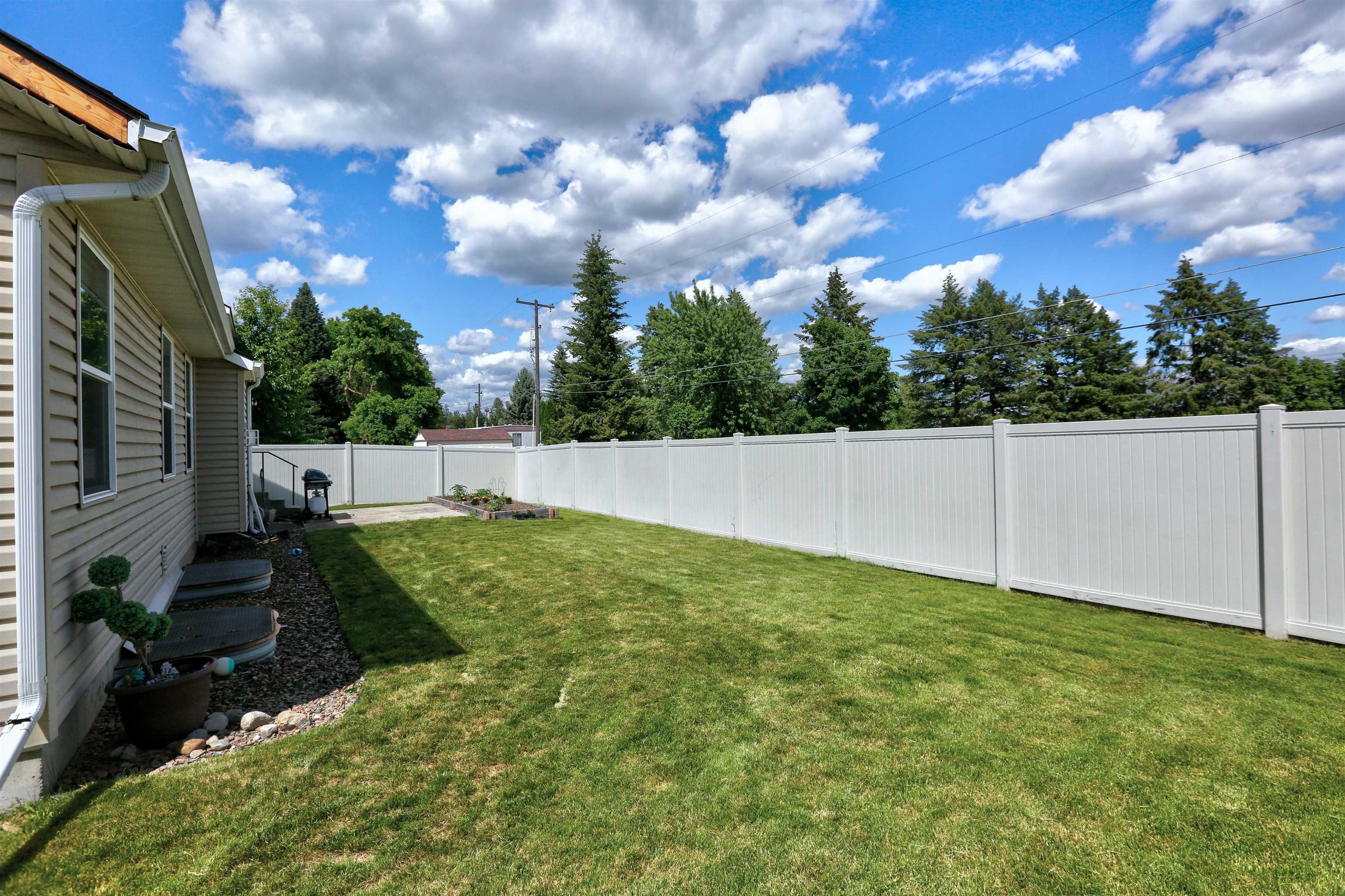 2210 N Greenacres Rd - Photo 40