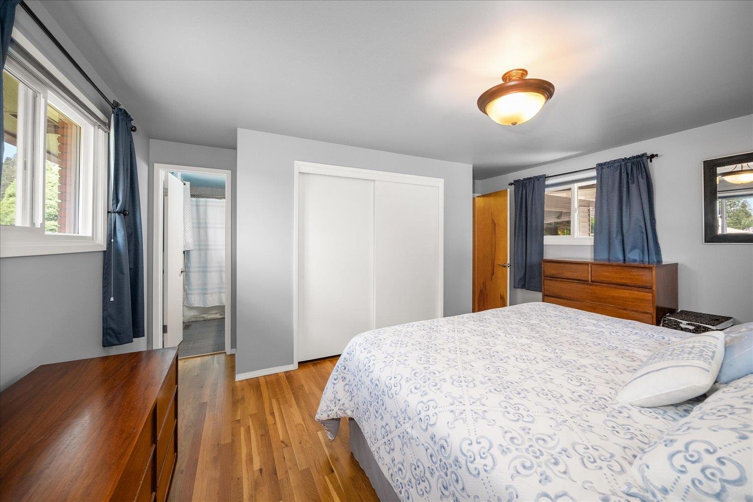 2805 W Woodside Ave - Photo 16