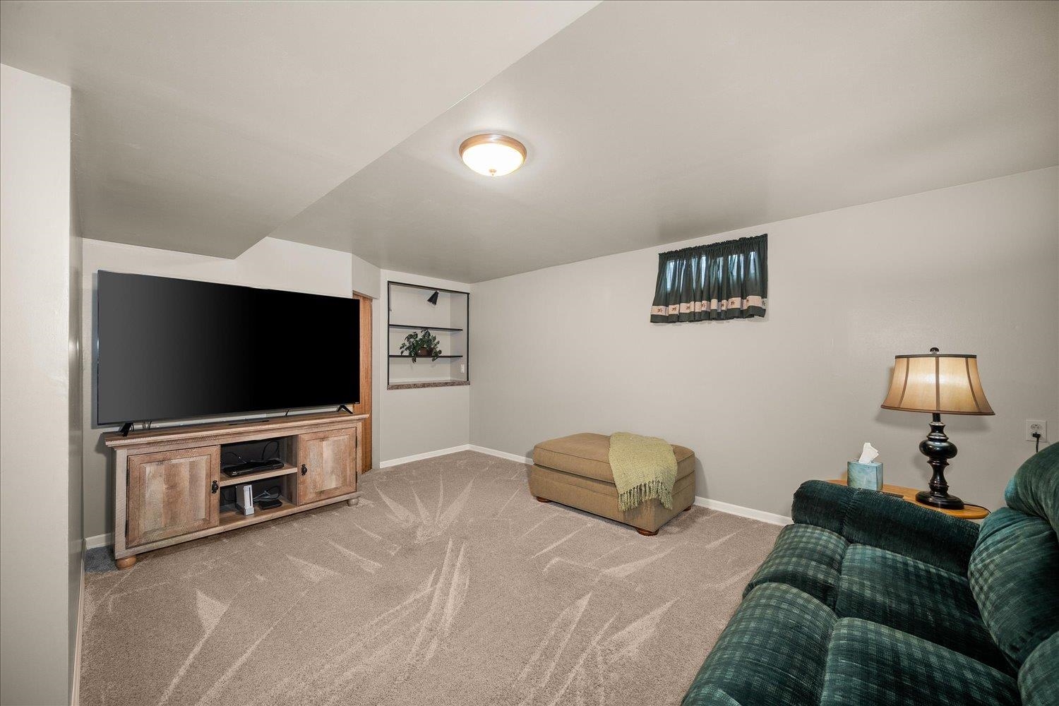 2805 W Woodside Ave - Photo 23