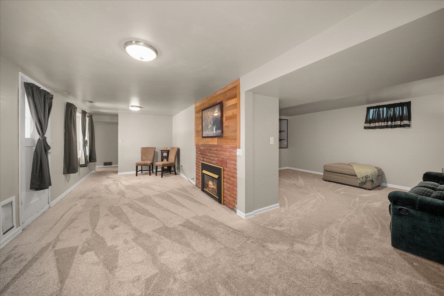 2805 W Woodside Ave - Photo 25