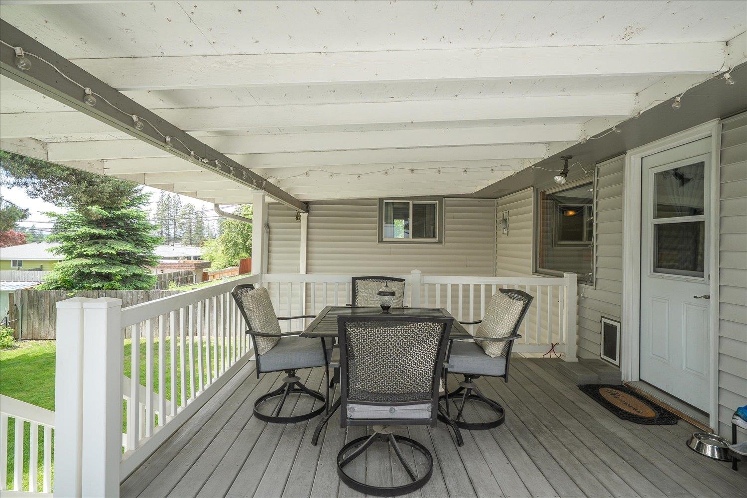 2805 W Woodside Ave - Photo 33