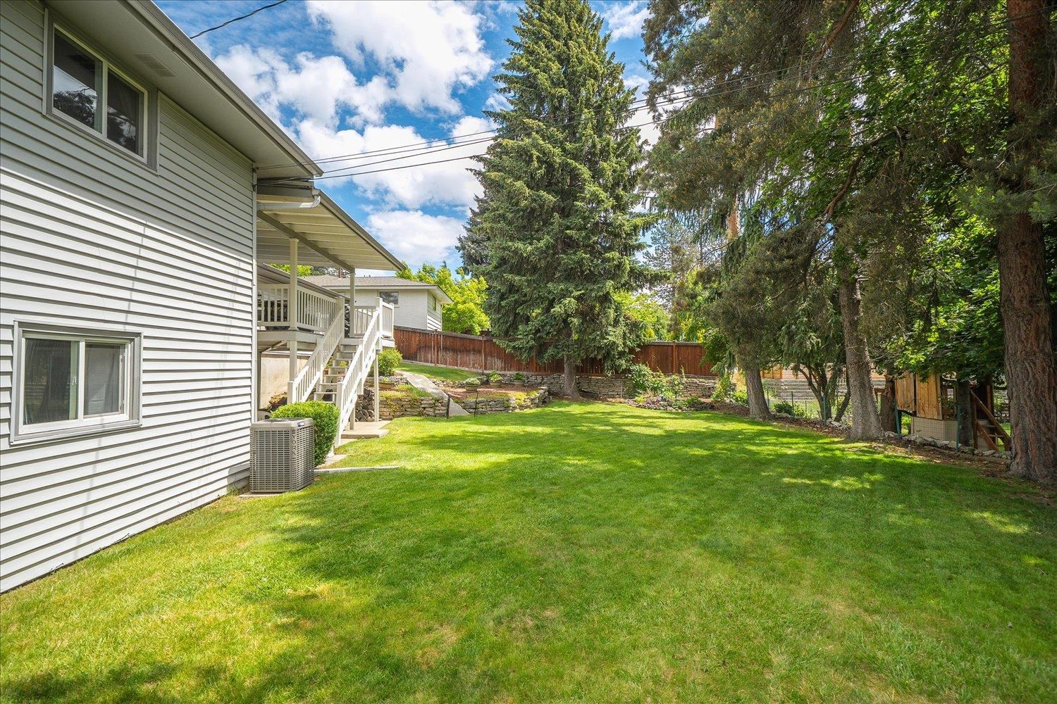 2805 W Woodside Ave - Photo 40