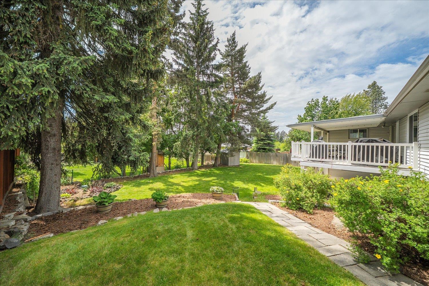 2805 W Woodside Ave - Photo 41