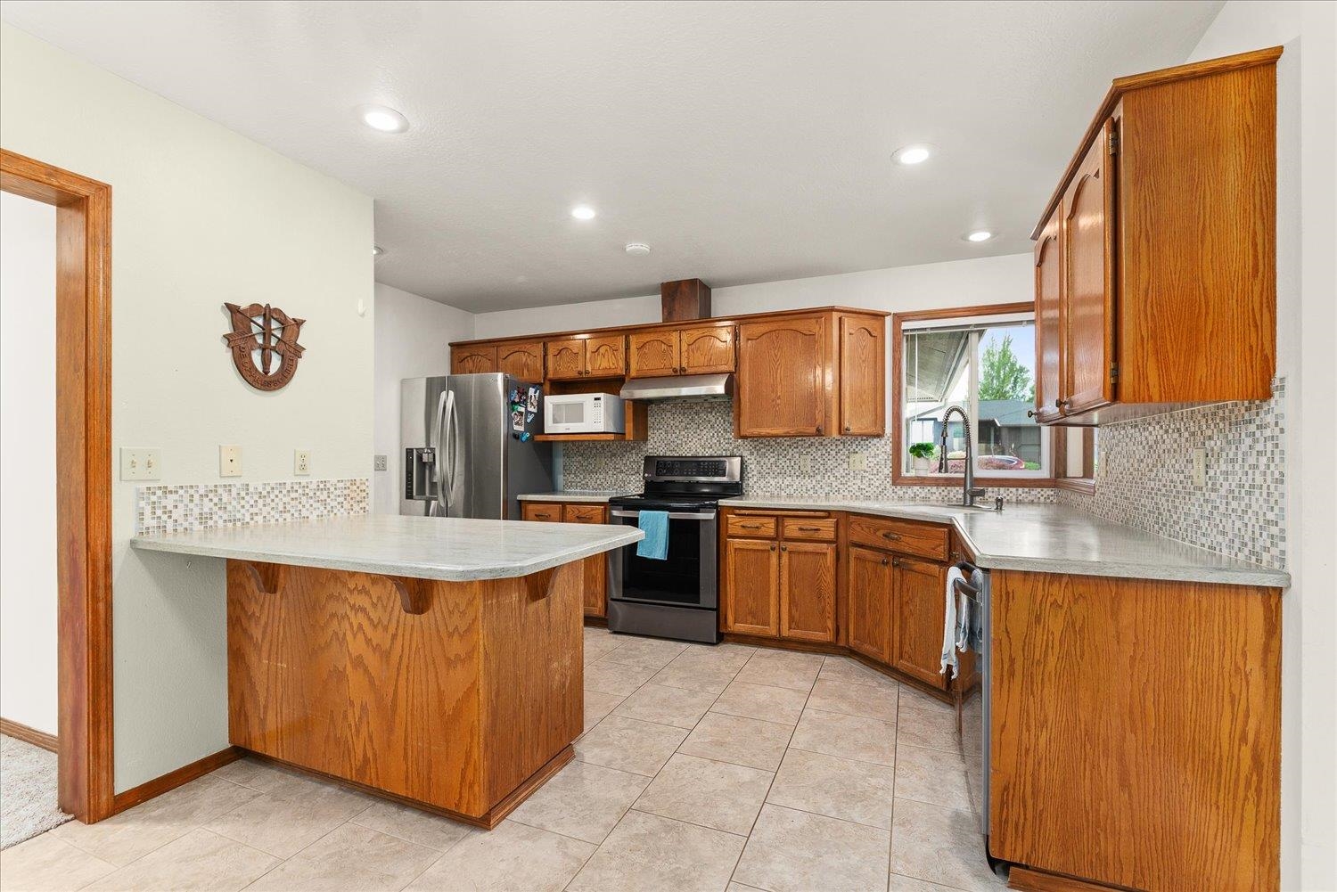 2115 E 56th Ct - Photo 8
