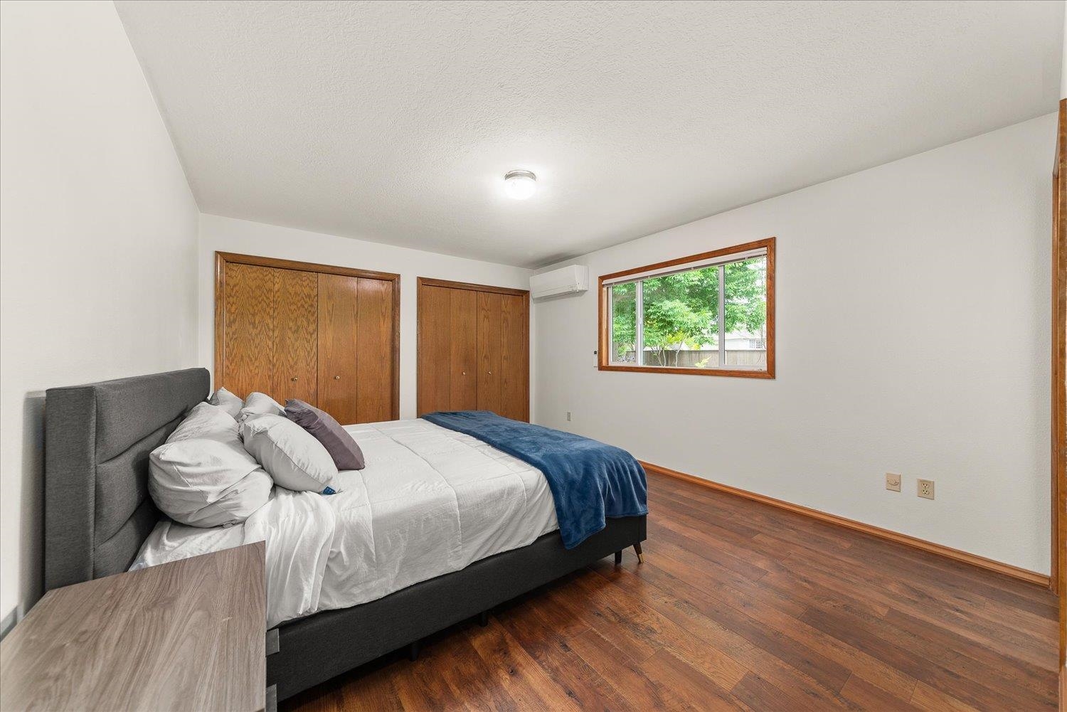 2115 E 56th Ct - Photo 10