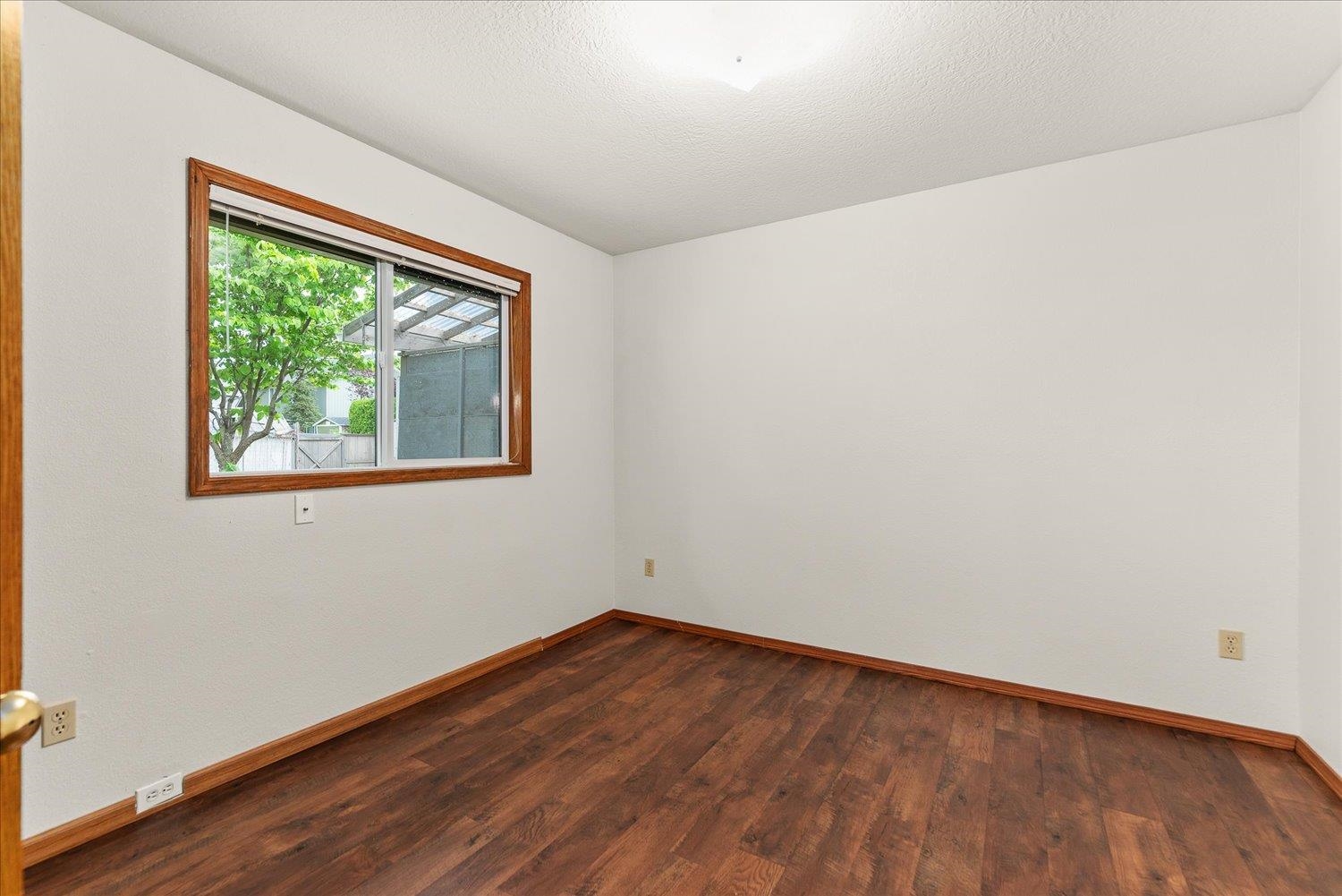 2115 E 56th Ct - Photo 14