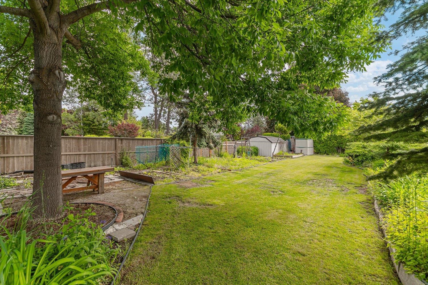 2115 E 56th Ct - Photo 19