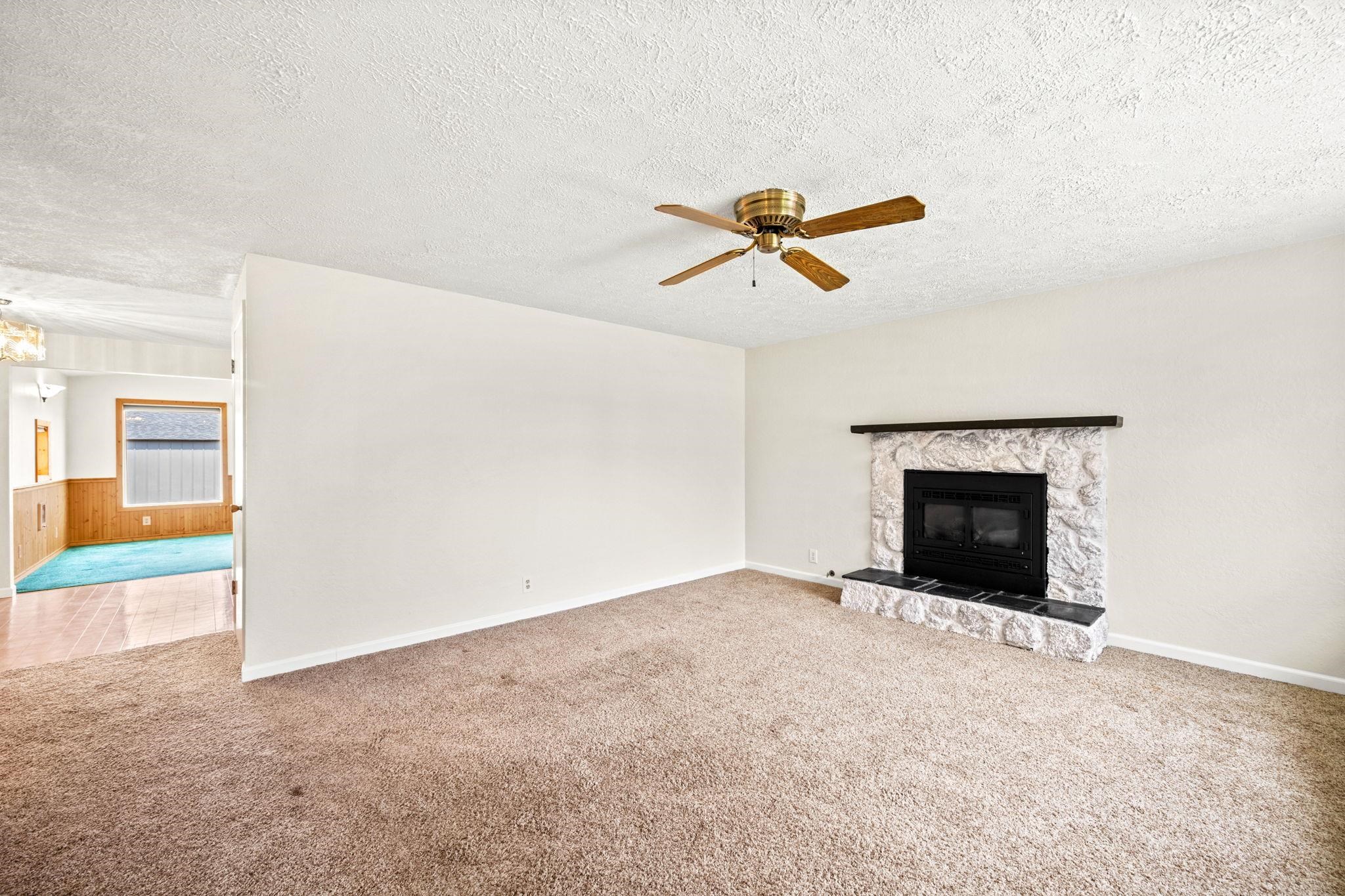 721 E Lyons Ave - Photo 6