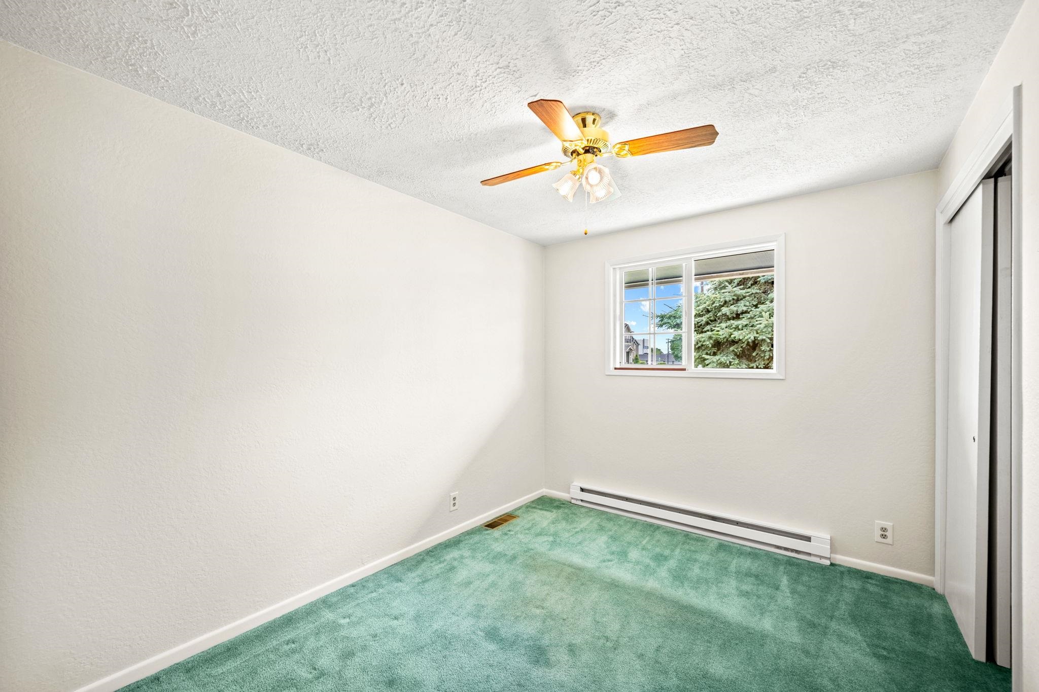 721 E Lyons Ave - Photo 14