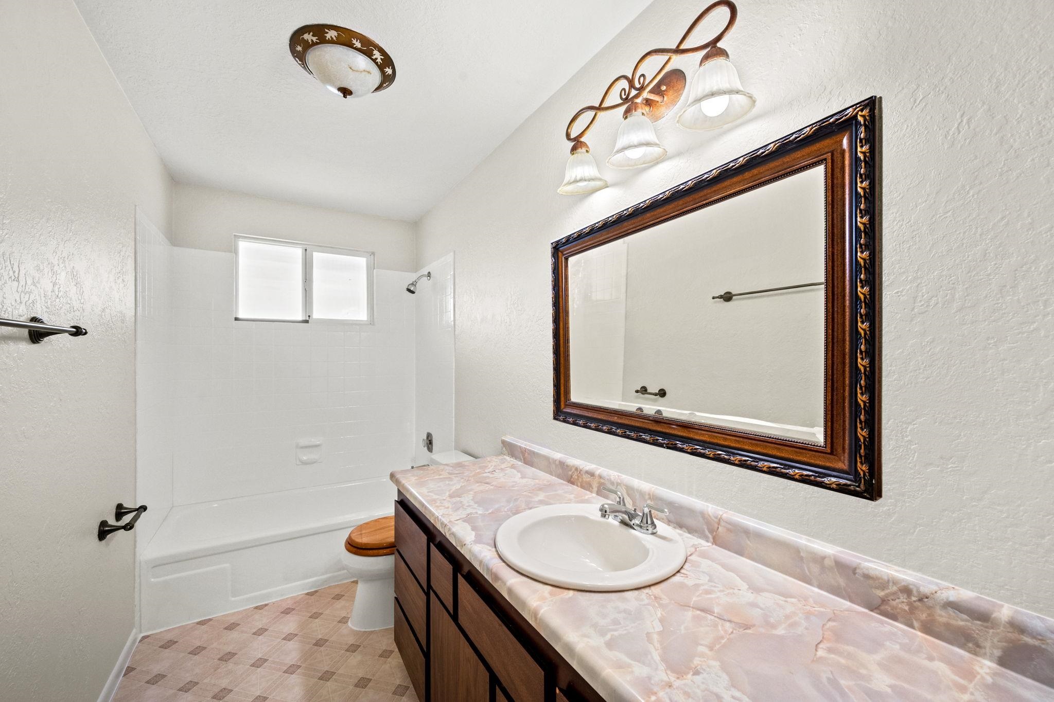 721 E Lyons Ave - Photo 20