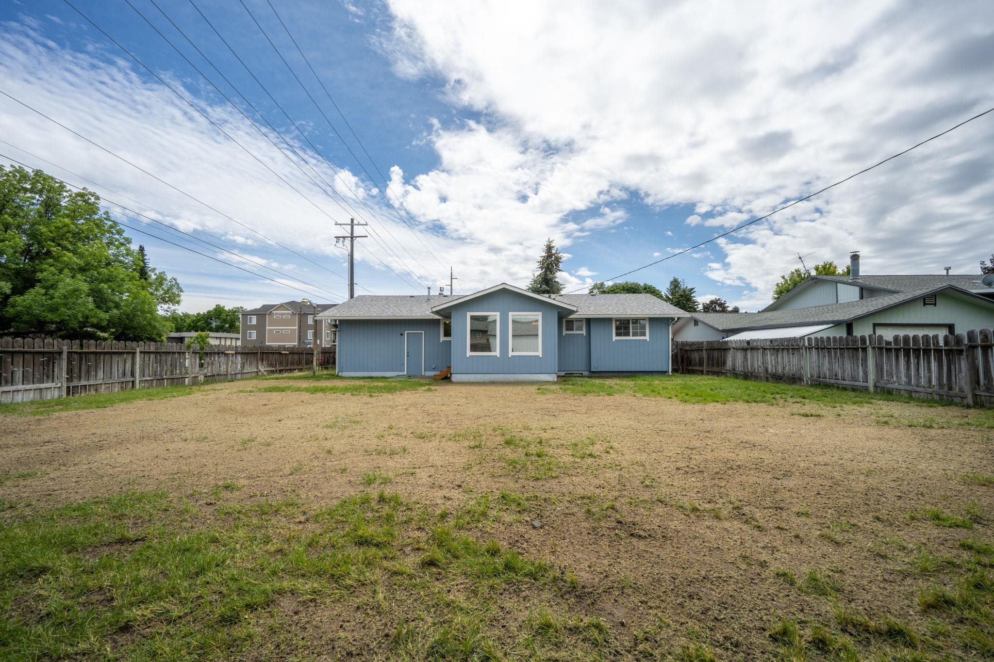 721 E Lyons Ave - Photo 32
