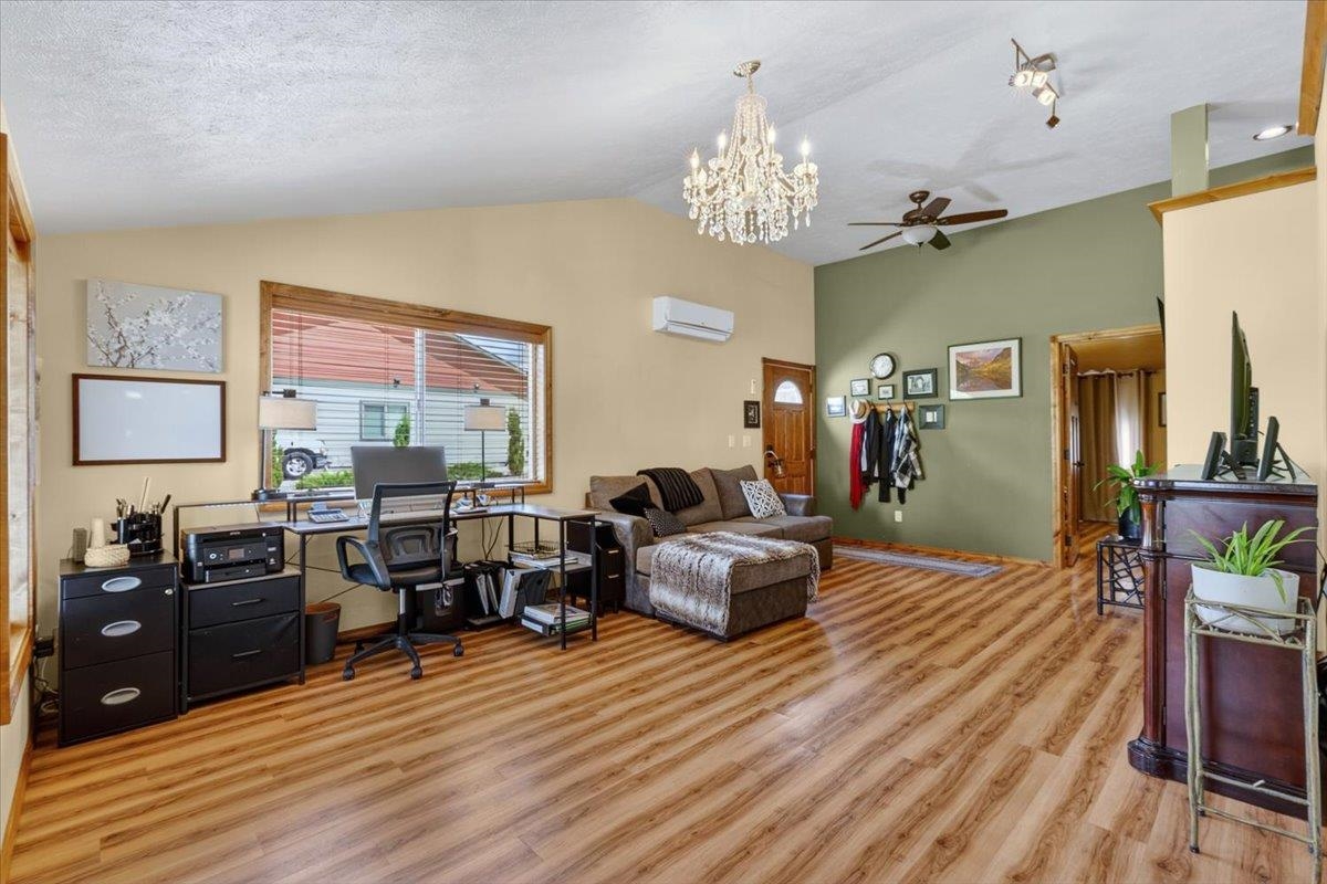 1005 N 3RD E St - Photo 20