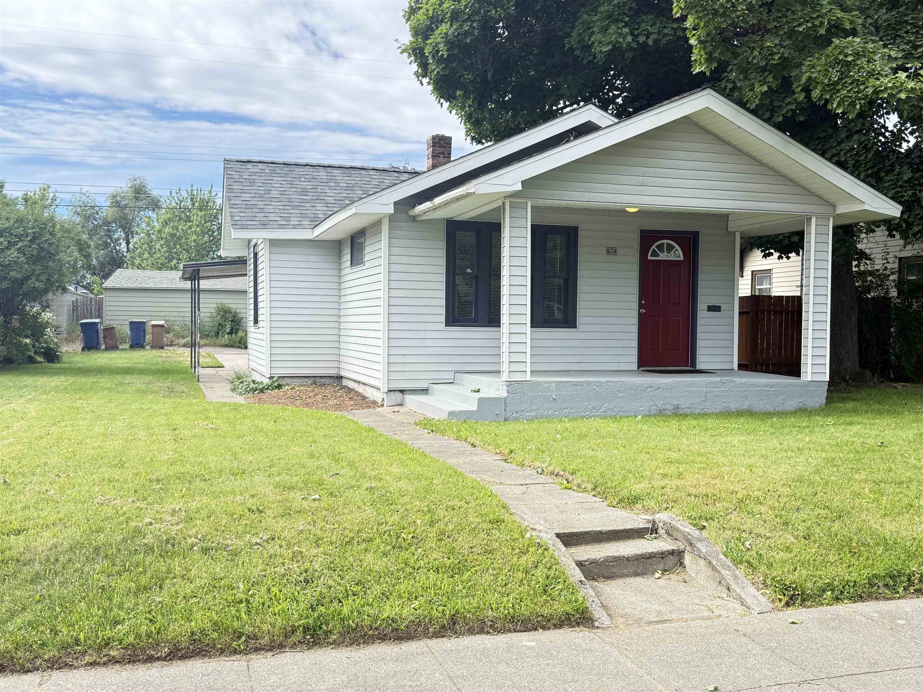 624 E RICH Ave - Photo 1