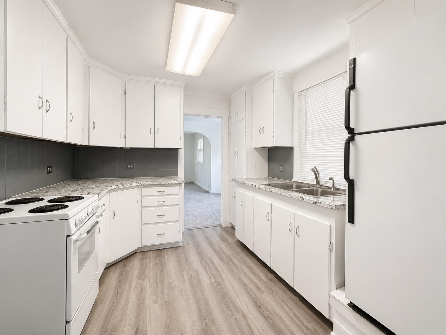 624 E RICH Ave - Photo 10