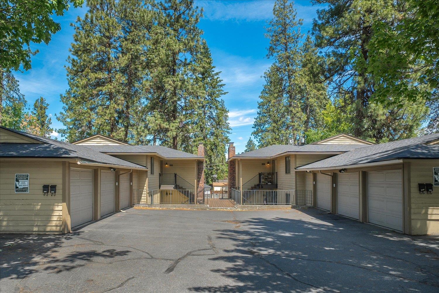 1225 E 29th Ave - Photo 1