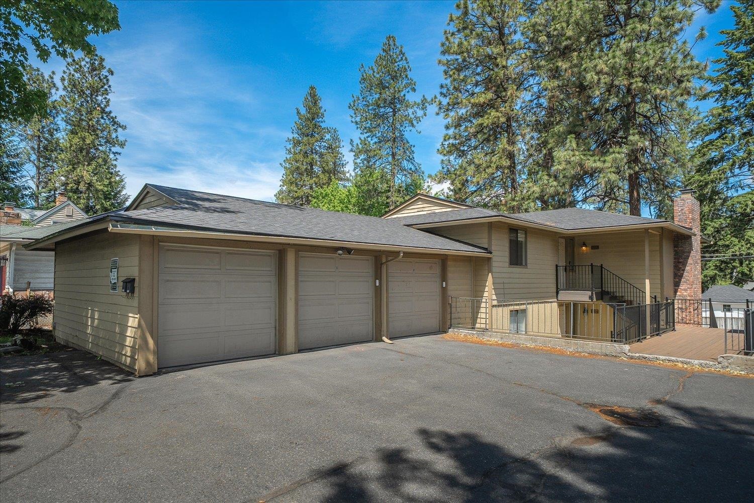 1225 E 29th Ave - Photo 3