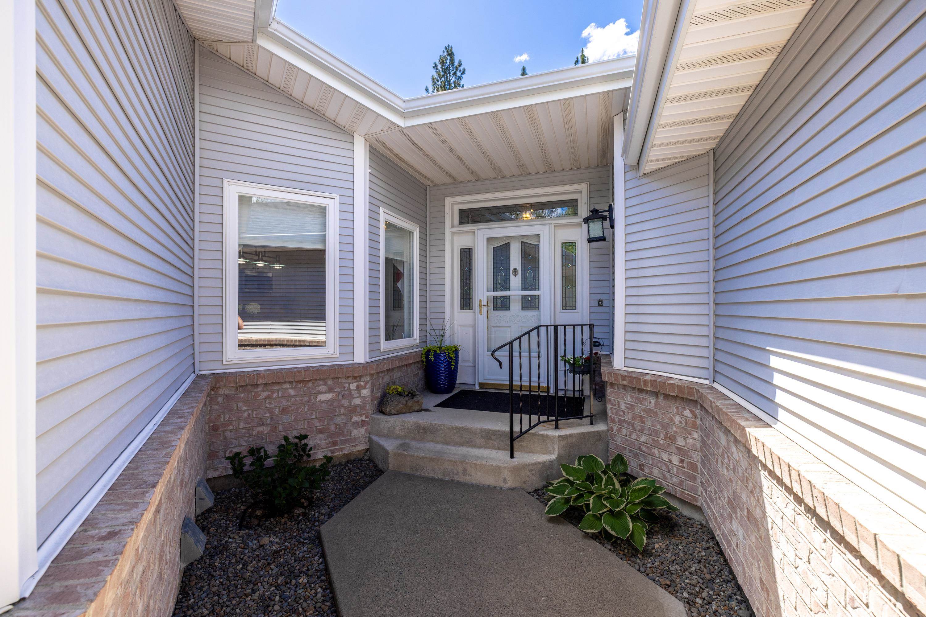 40 E FALCON Ave - Photo 3