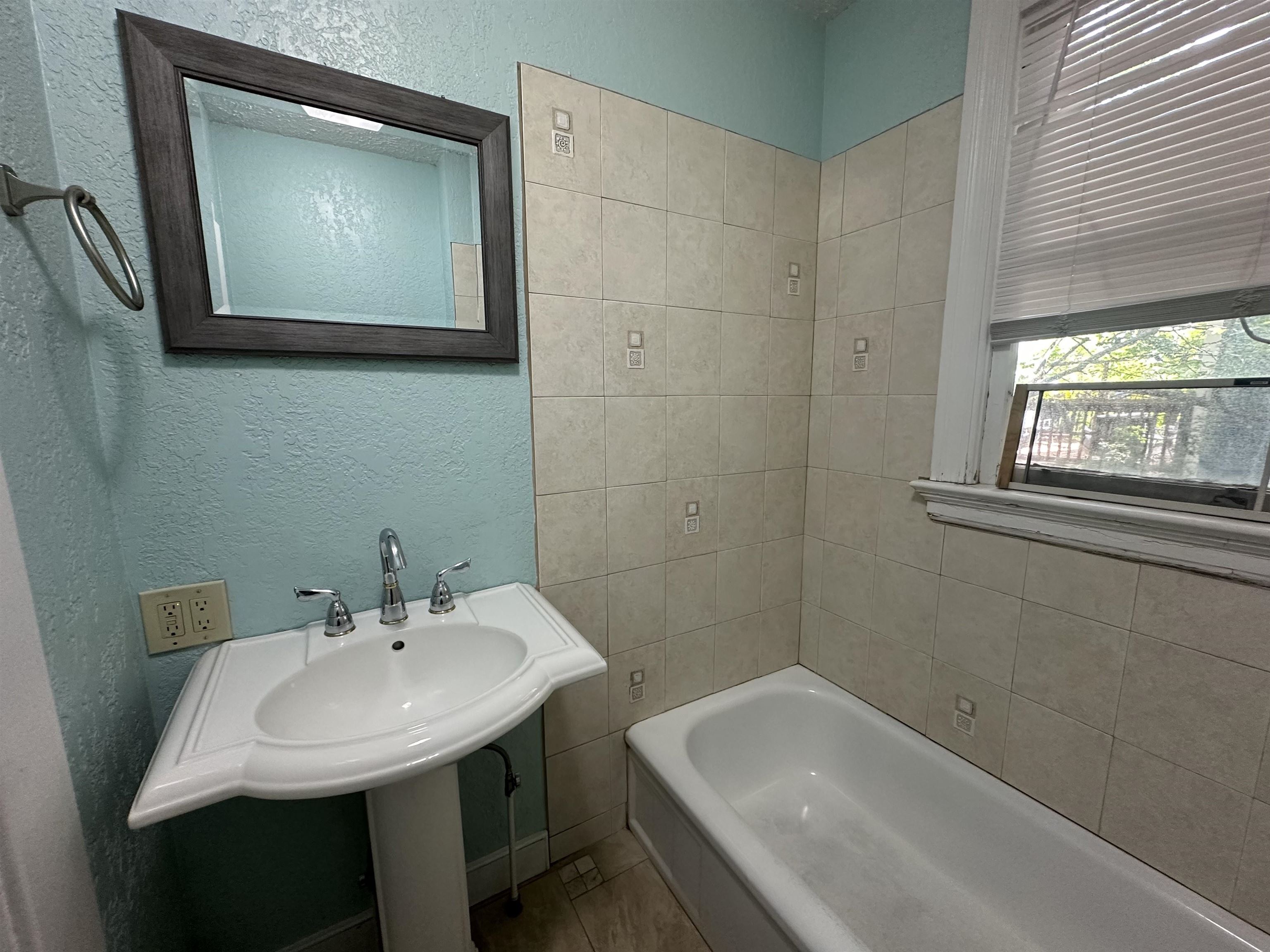 1428 N Lincoln St - Photo 23