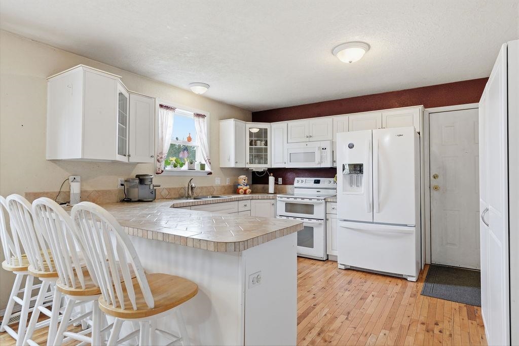 227 E Stringham Rd - Photo 6