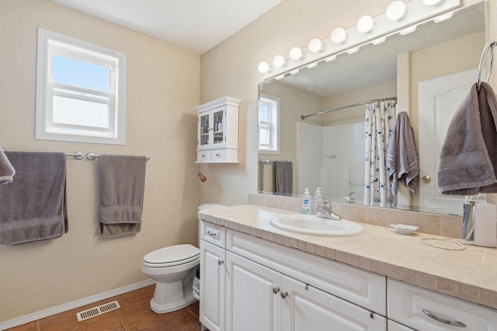 227 E Stringham Rd - Photo 14