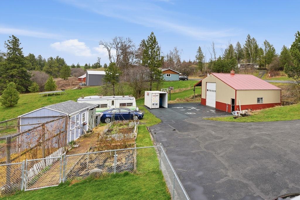 227 E Stringham Rd - Photo 32