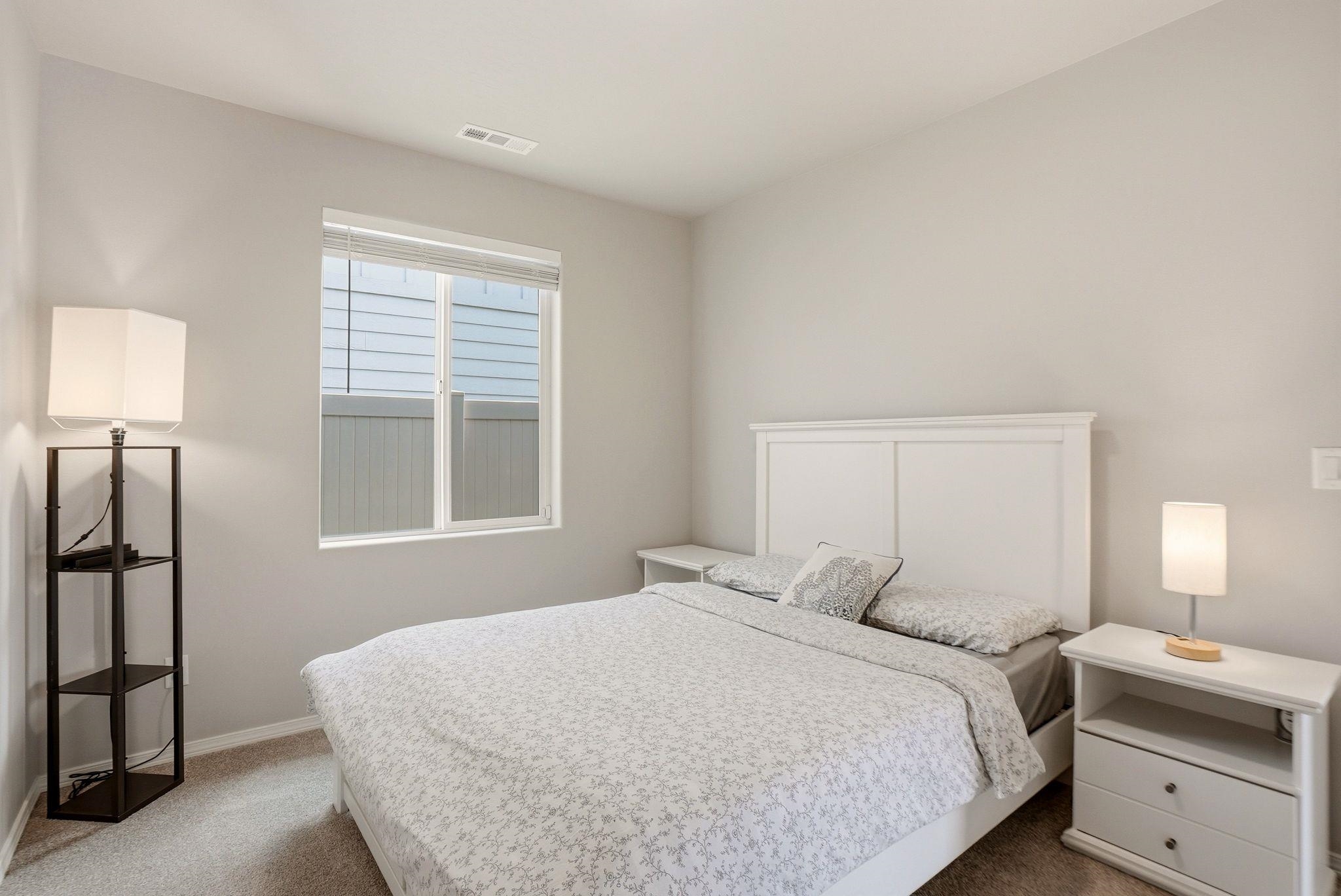 2086 W Walker Ave - Photo 22