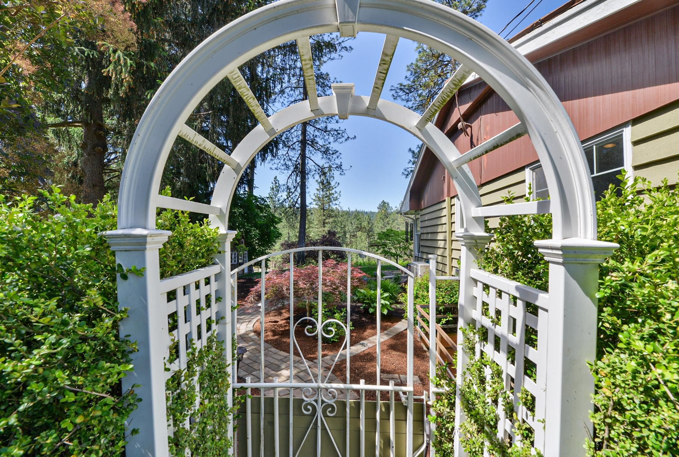 1421 W Pinehill Rd - Photo 30