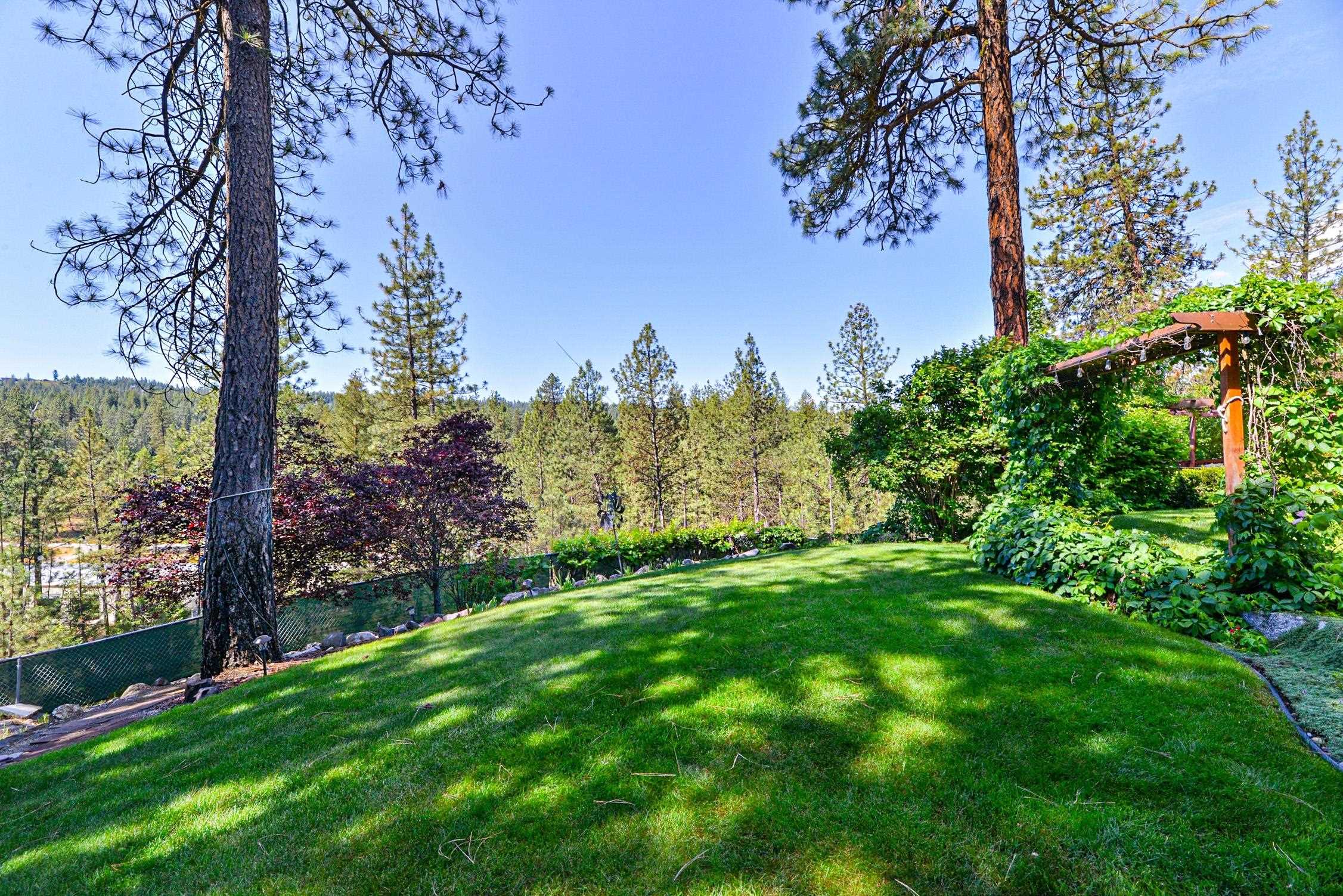 1421 W Pinehill Rd - Photo 32