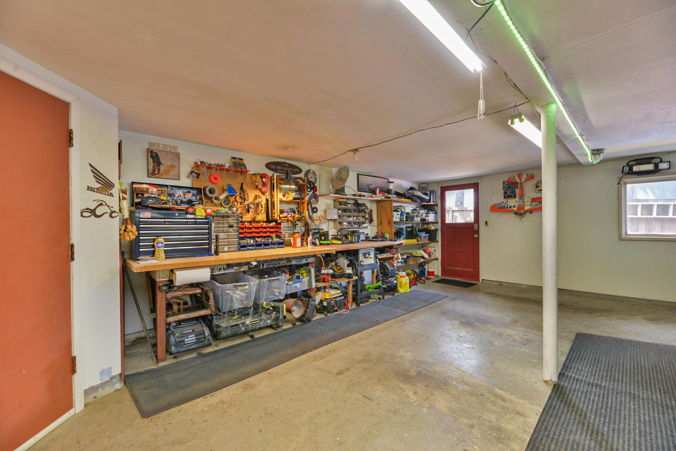 1421 W Pinehill Rd - Photo 24