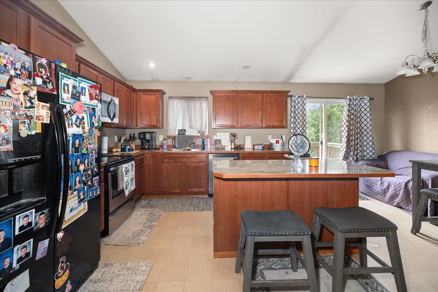 728 E Carrie Dr - Photo 7
