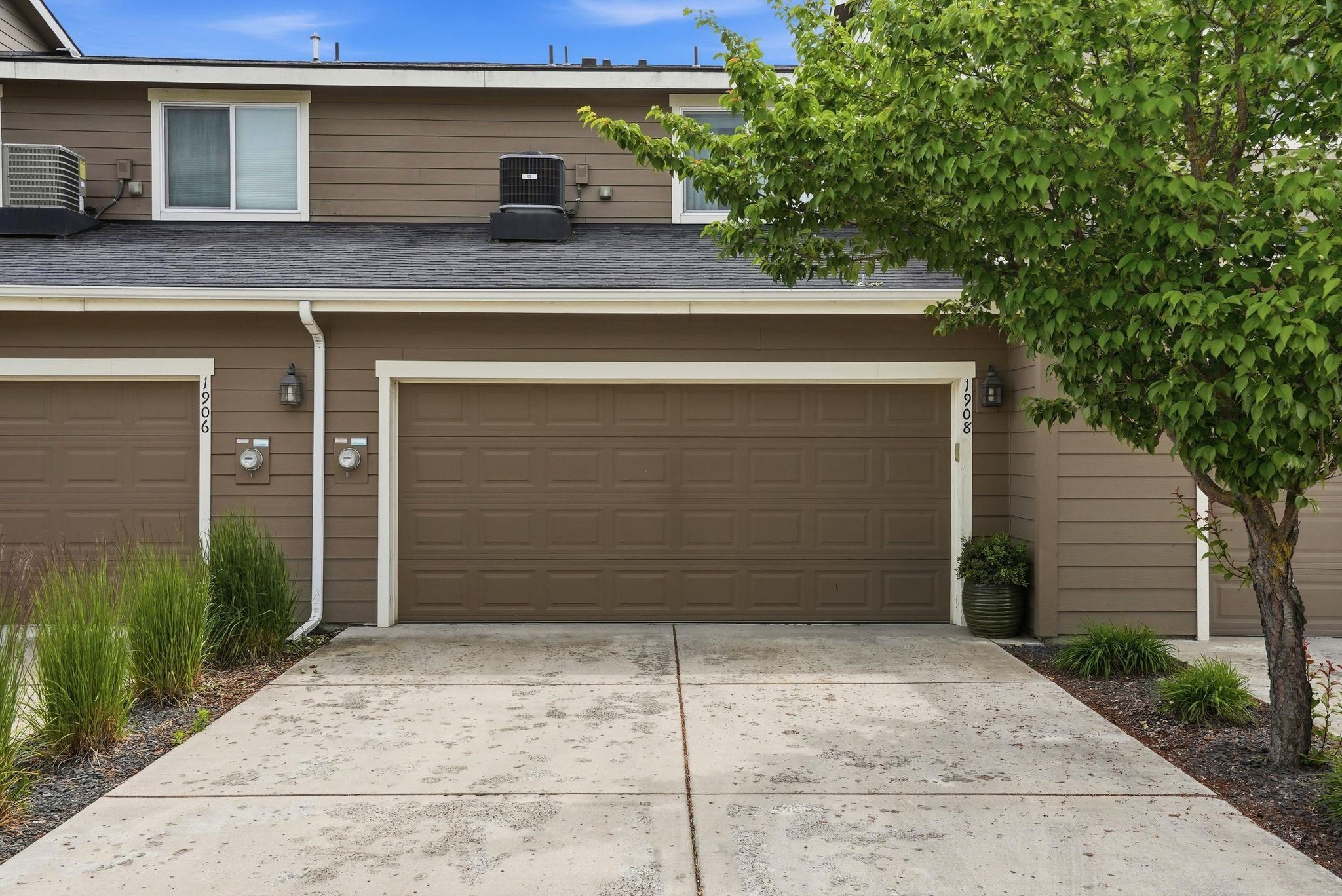 1908 W Summit Pkwy - Photo 30