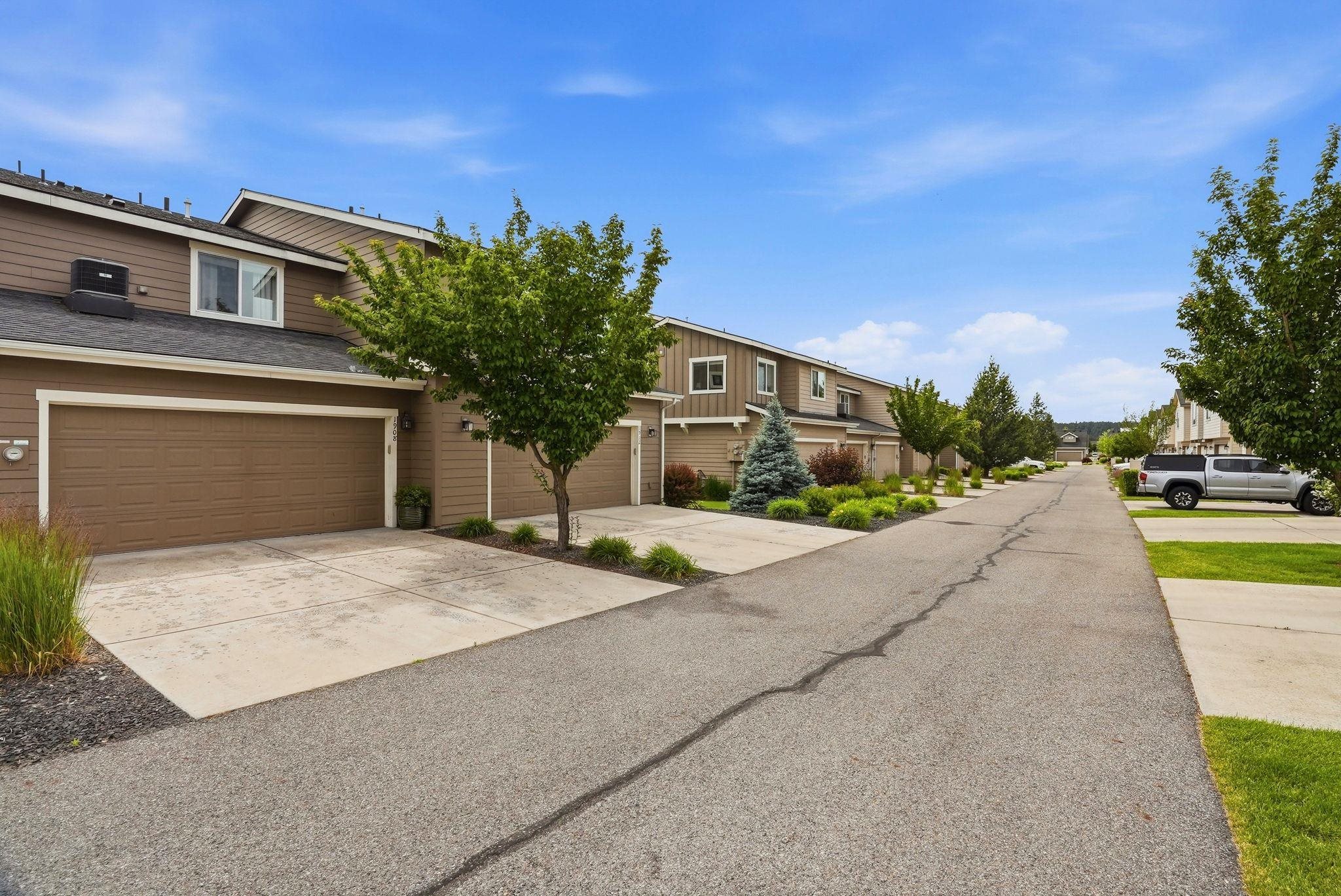 1908 W Summit Pkwy - Photo 31