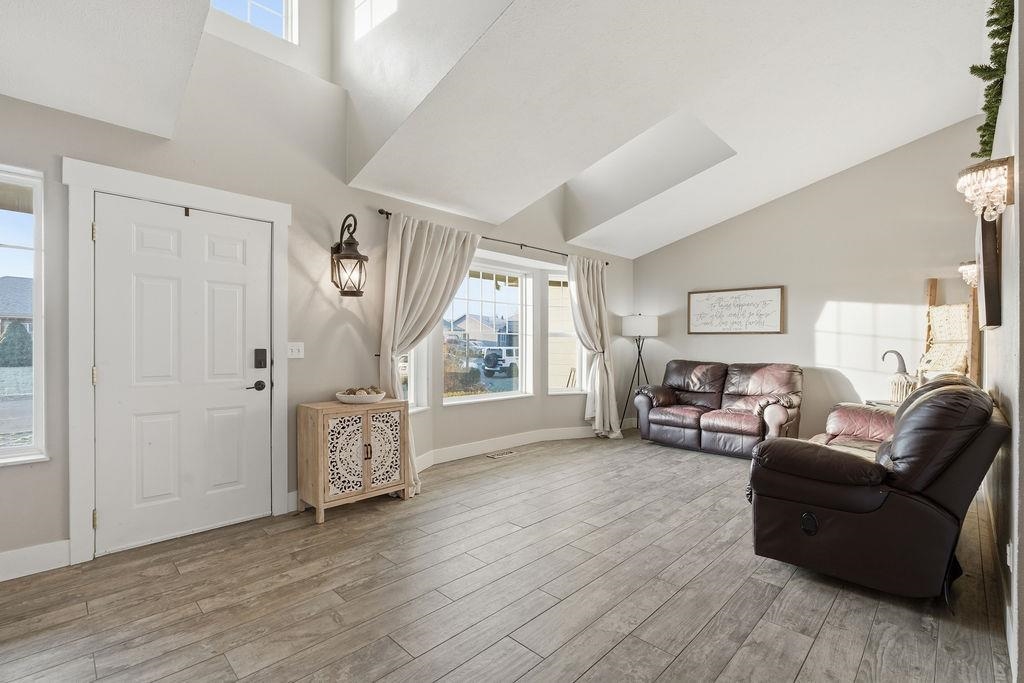 3206 S Vercler Rd - Photo 4