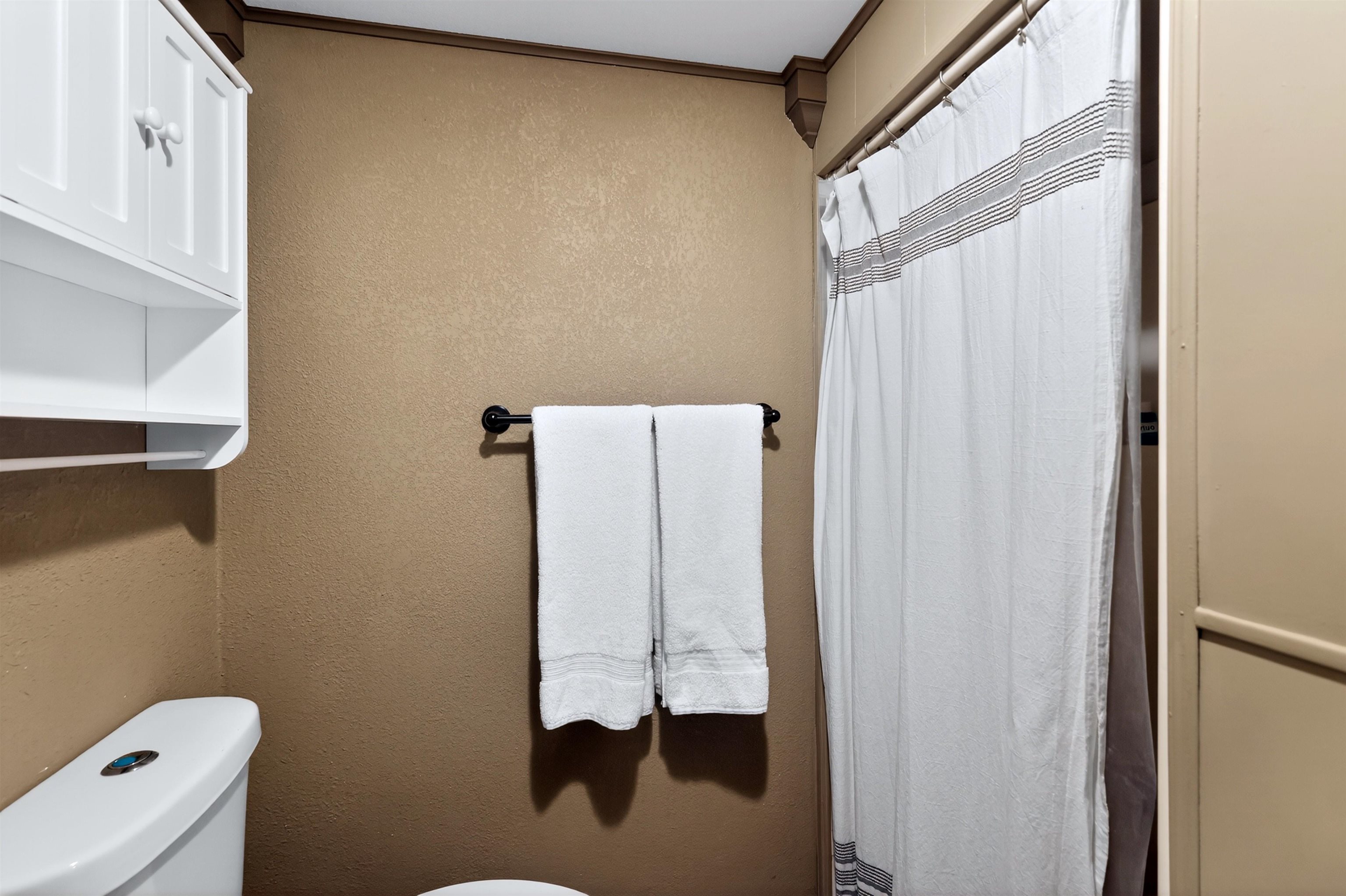 4515 N C St - Photo 38
