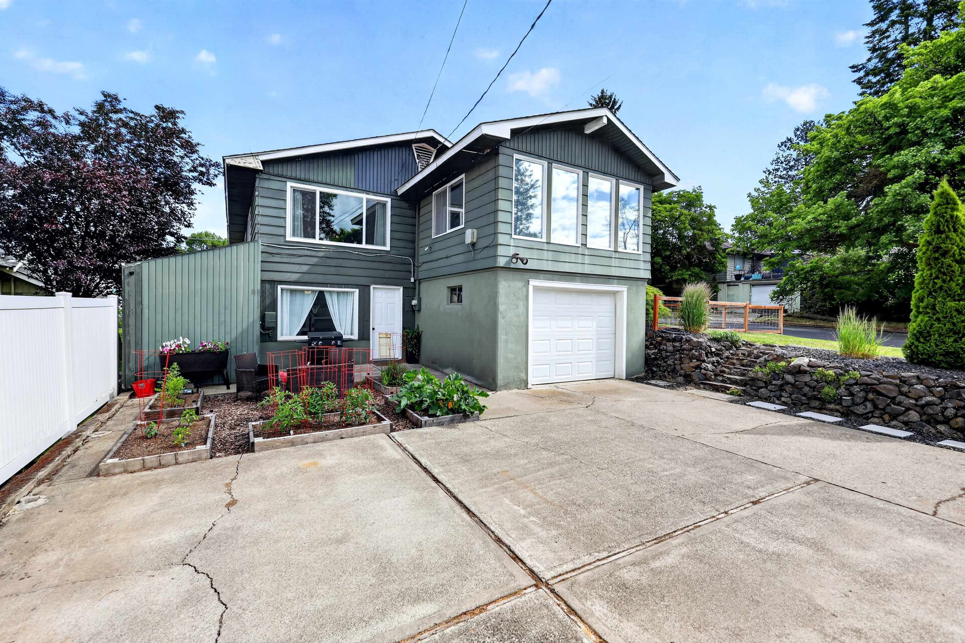 4515 N C St - Photo 41