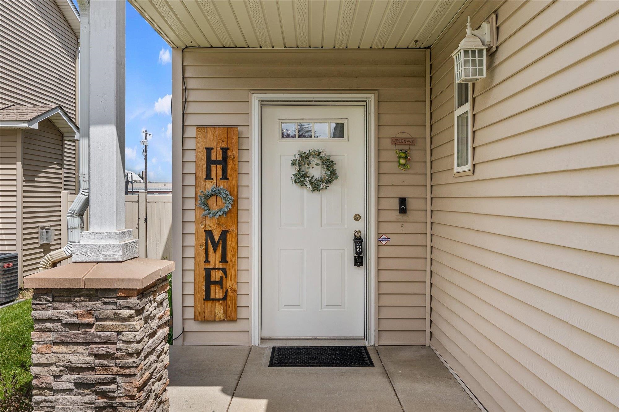 13123 E 3rd Ave - Photo 2