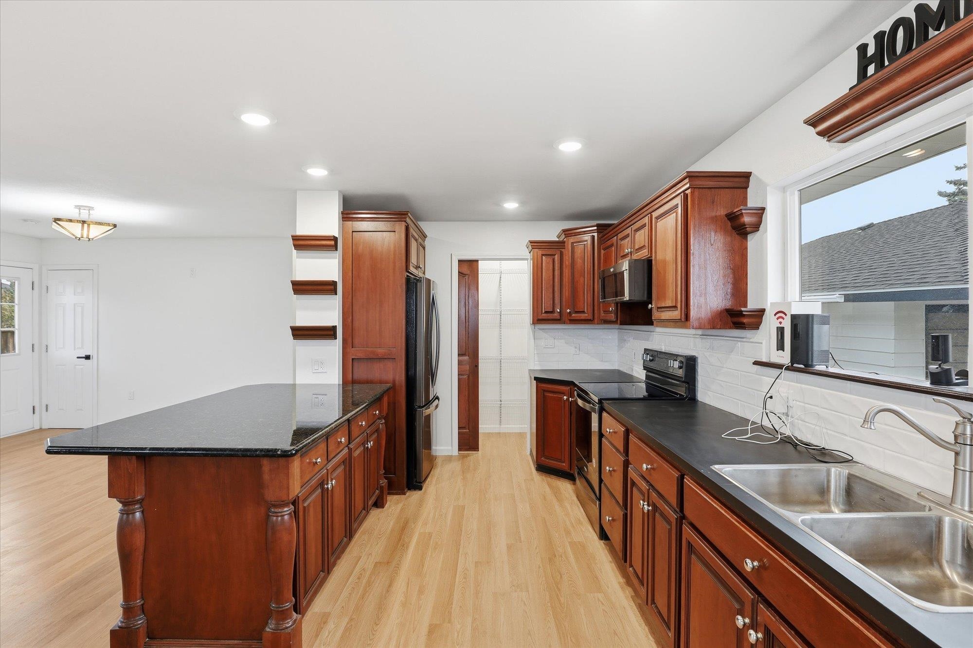 50 Sinclair St - Photo 7