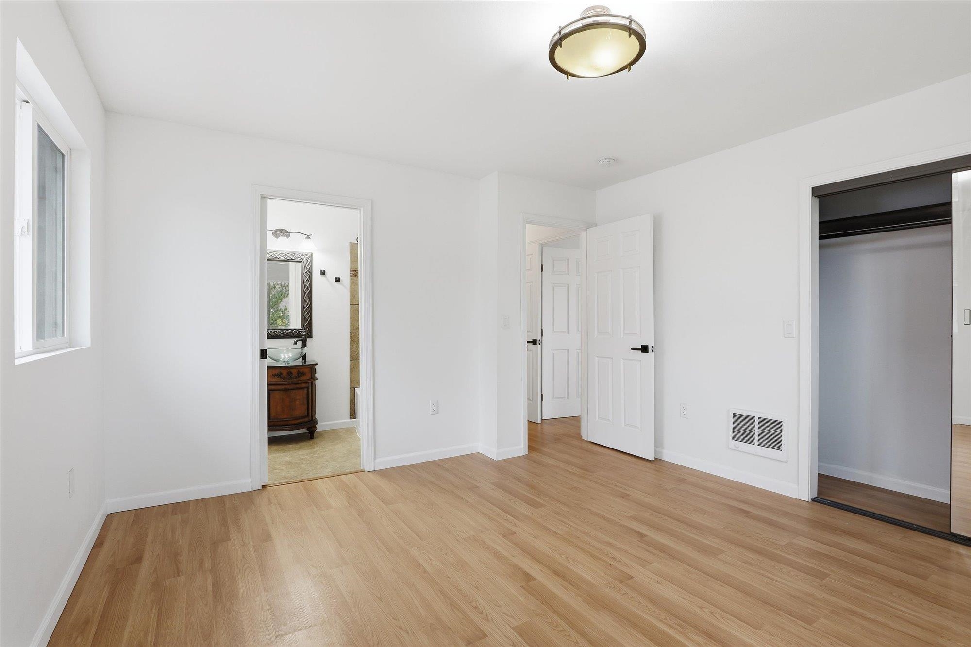 50 Sinclair St - Photo 9