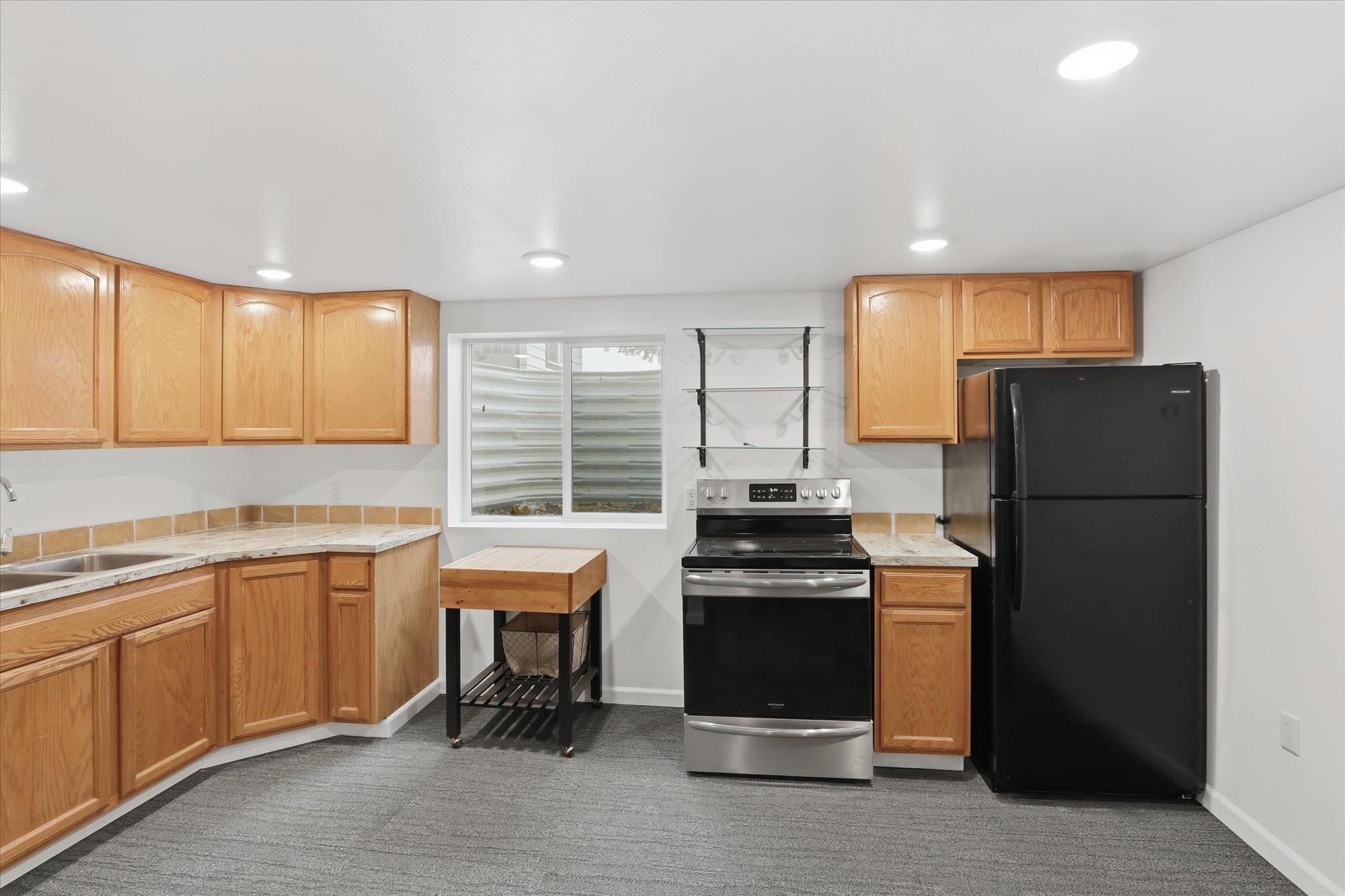 50 Sinclair St - Photo 18