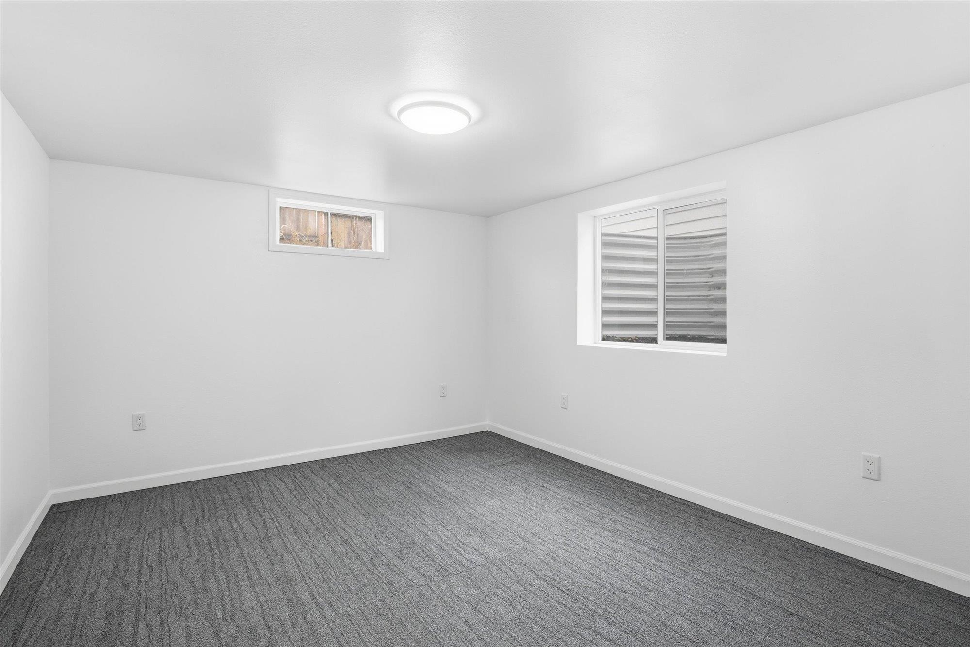 50 Sinclair St - Photo 21