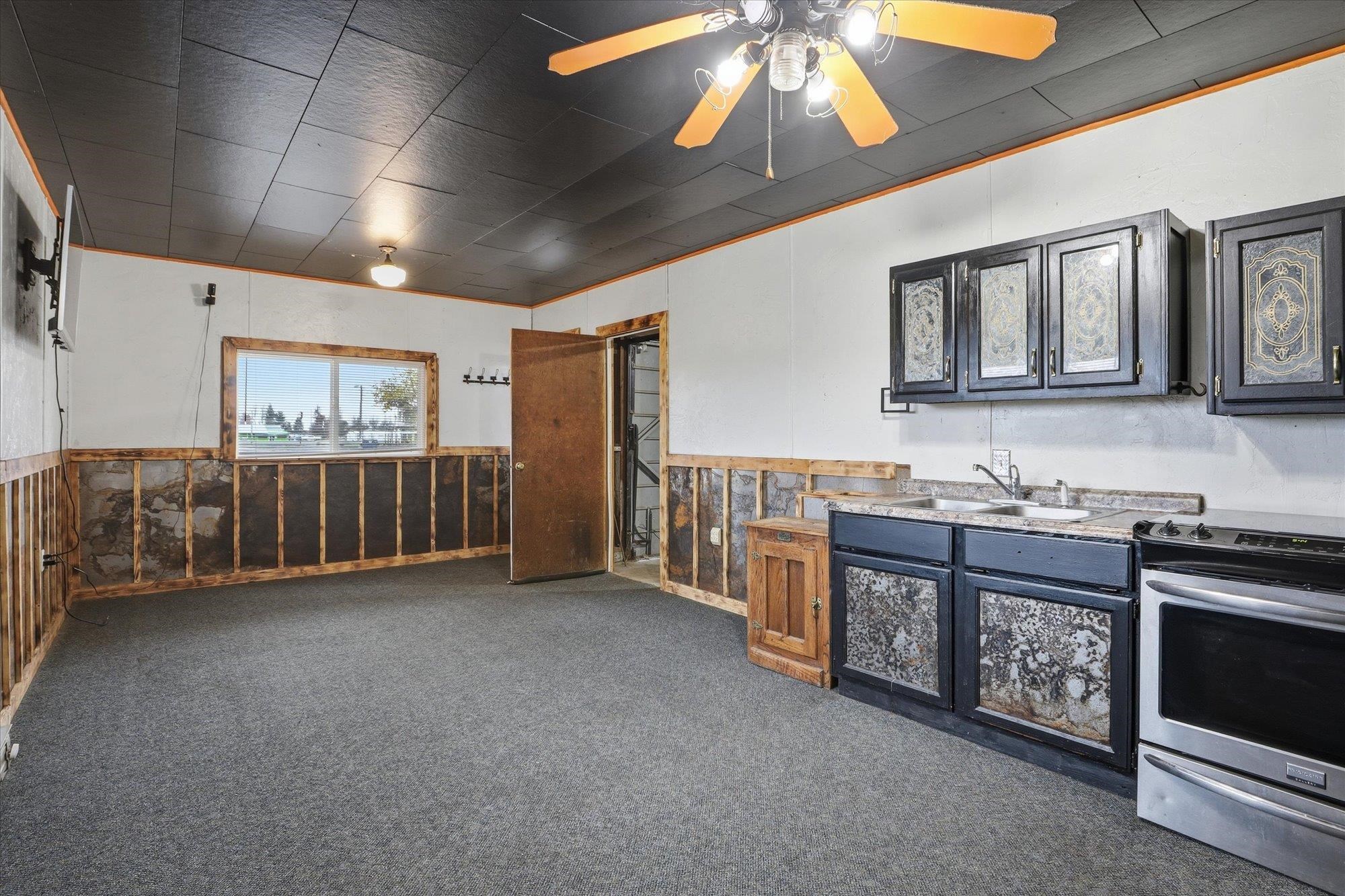50 Sinclair St - Photo 32