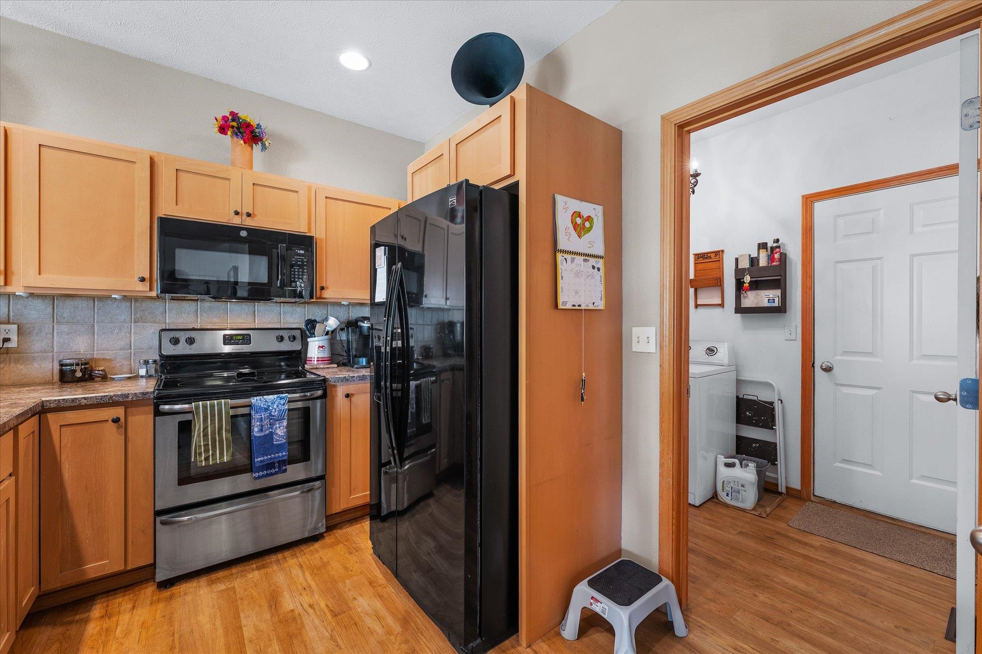 13123 E 3rd Ave - Photo 10