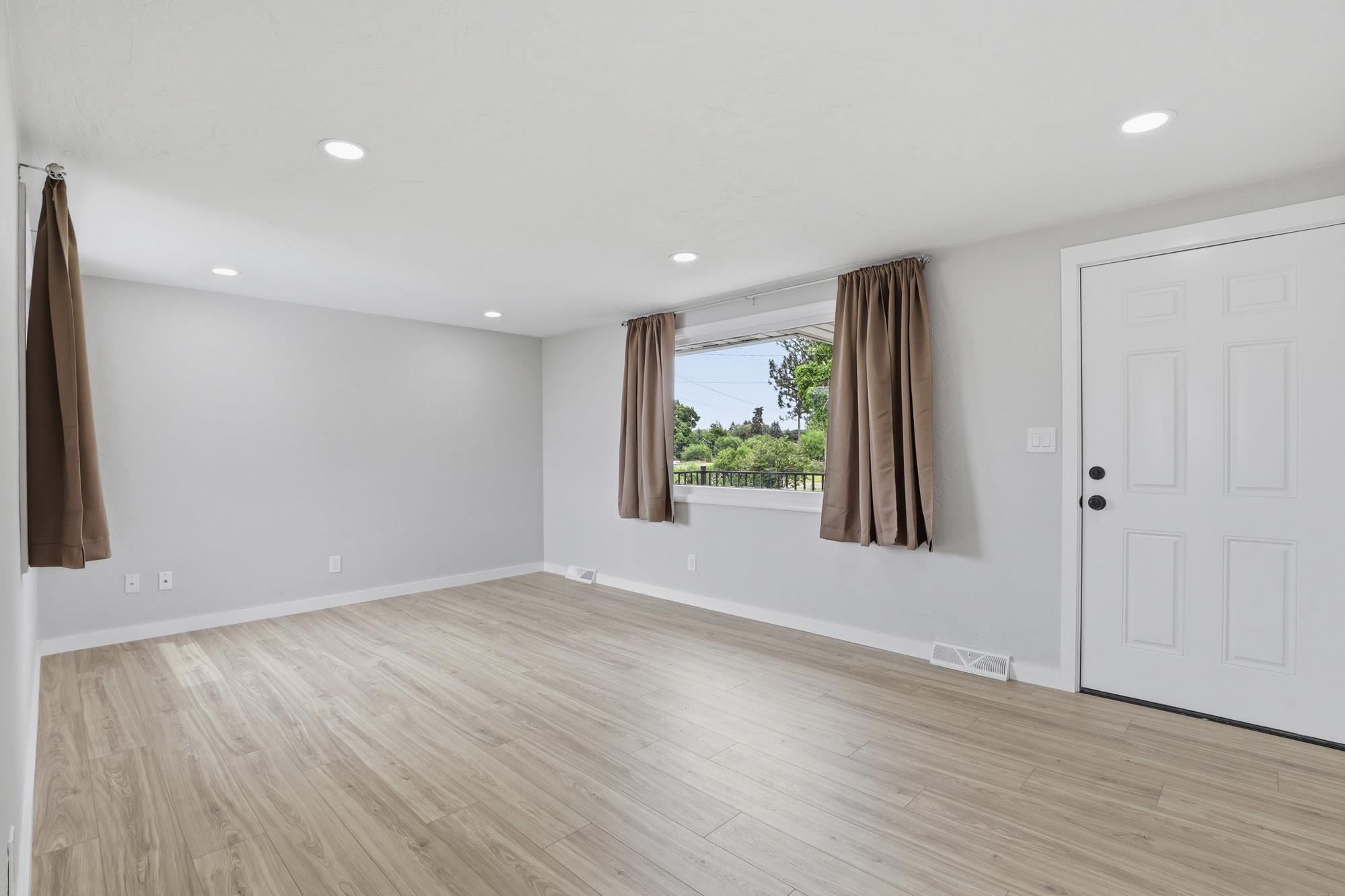 2723 N COLEMAN Rd - Photo 9