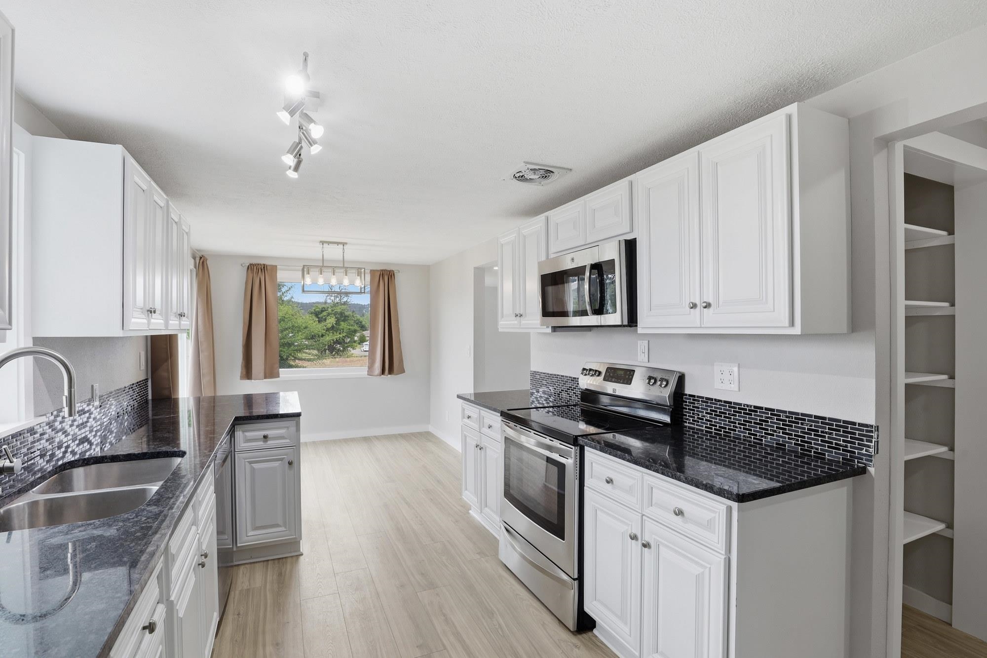 2723 N COLEMAN Rd - Photo 18