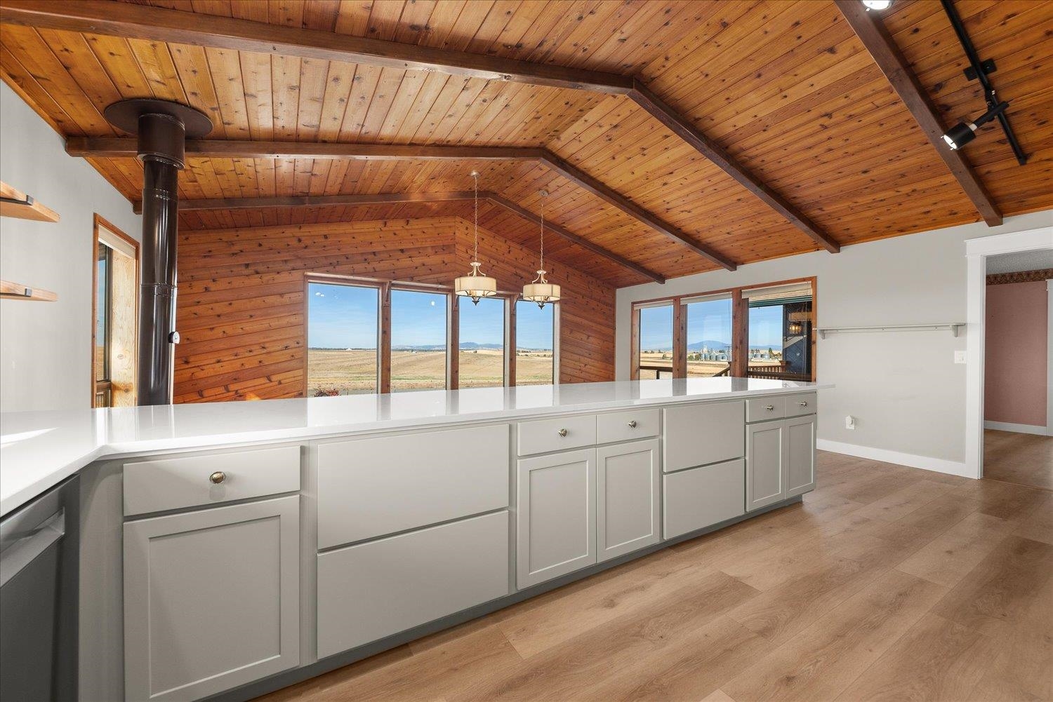 1112 E Jennings Rd - Photo 15