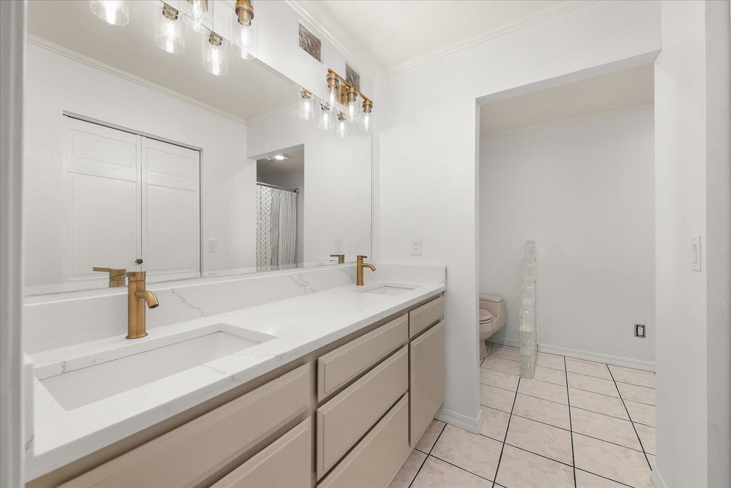 1112 E Jennings Rd - Photo 24
