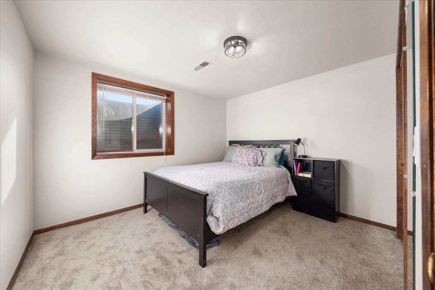 1112 E Jennings Rd - Photo 29
