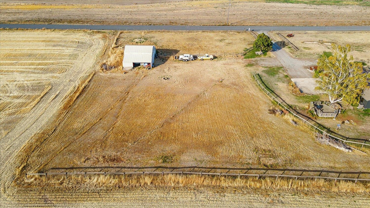 1112 E Jennings Rd - Photo 32