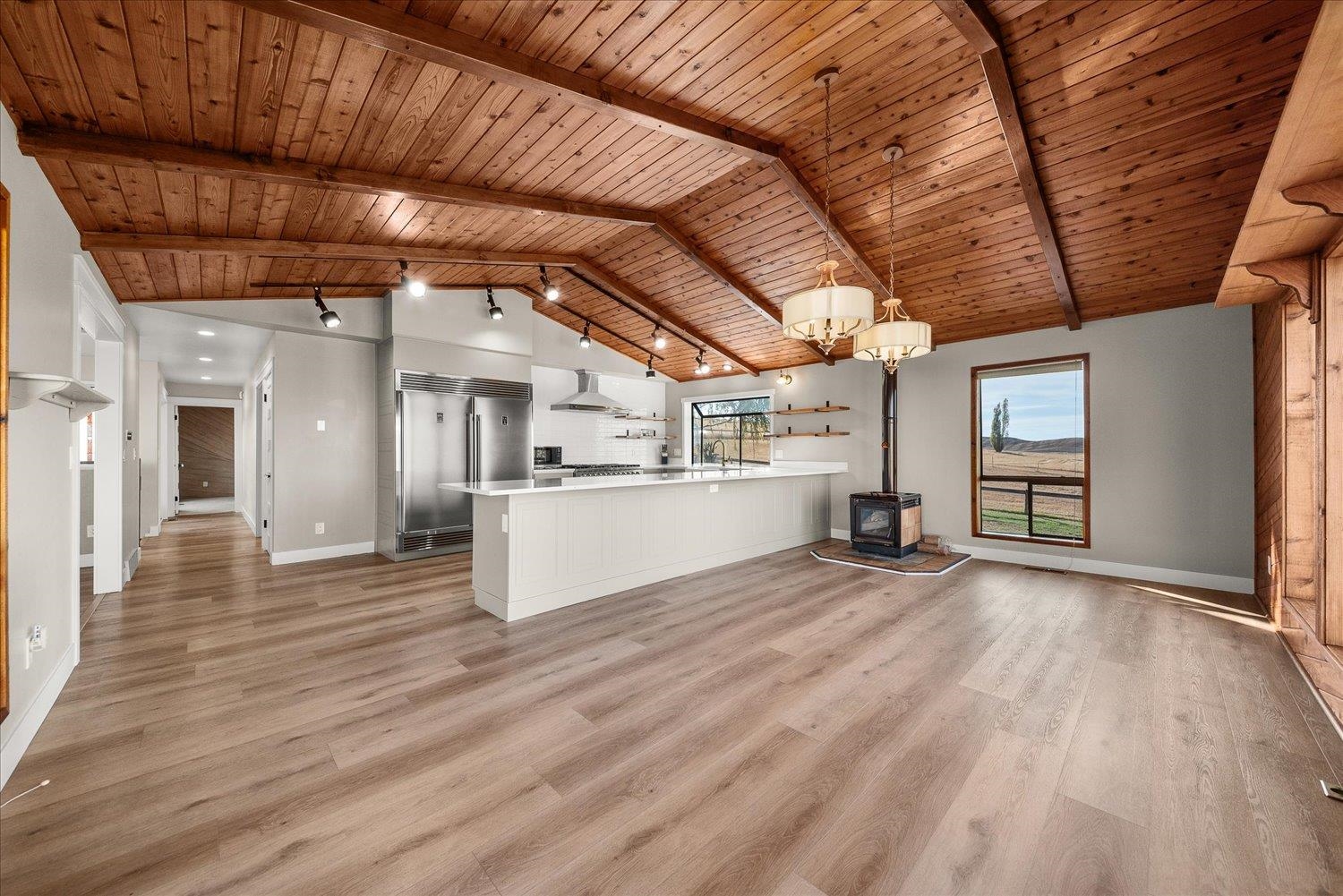 1112 E Jennings Rd - Photo 37